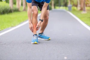 Struggling With Shin Splints? 5 Tips From Your Atlanta Podiatrist to Relieve Pain